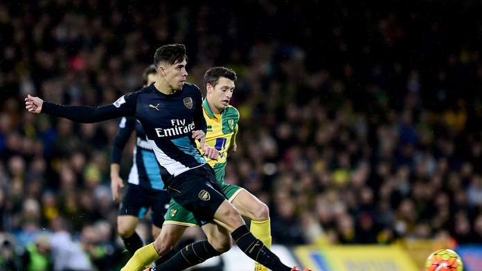 Gabriel Paulista v akcii v zápase s Norwichom.