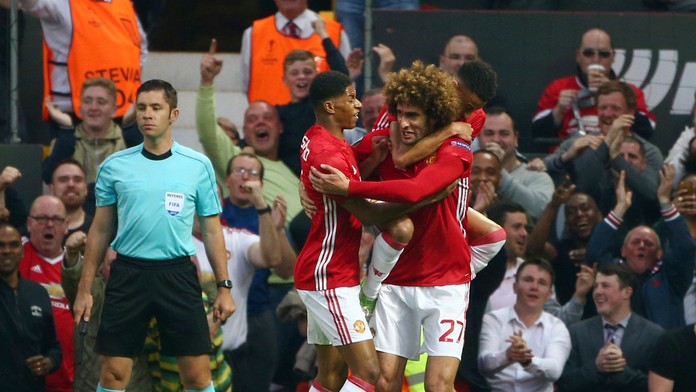 Hráči ManUtd sa tešia z gólu v odvete semifinále EL proti Celte Vigo.