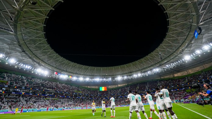 Katar s historicky prvým gólom, stačil však iba na skorigovanie výsledku pri prehre so Senegalom