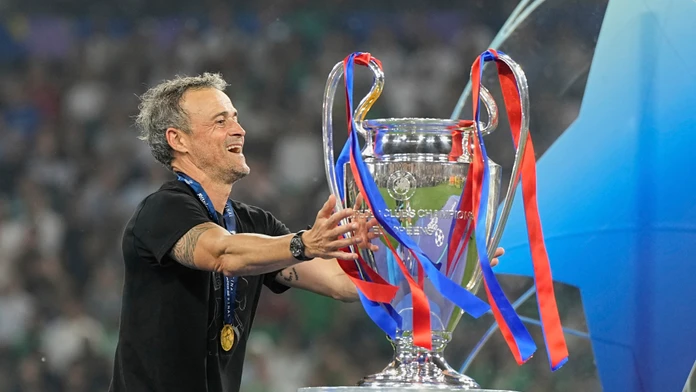 Úspešná spolupráca pokračuje. PSG predĺžil zmluvu s dôležitým mužom na dlhé obdobie