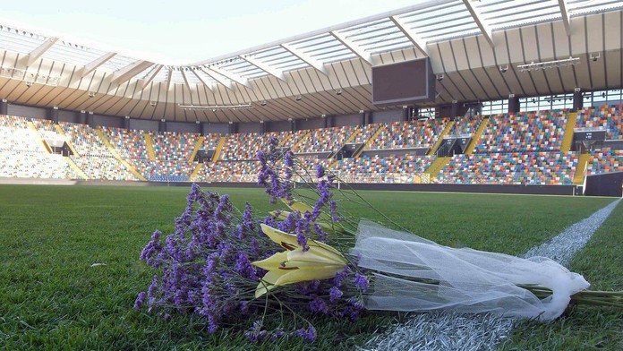 Fanúšikovia Fiorentiny si takto uctili pamiatku svojho zosnulého kapitána.