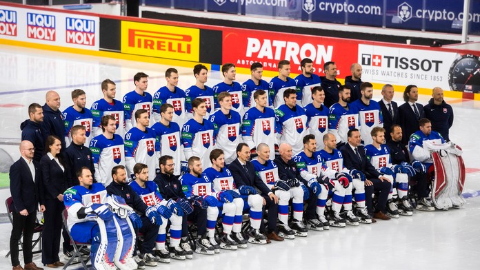 Spoločná fotografia slovenských hokejistov.
