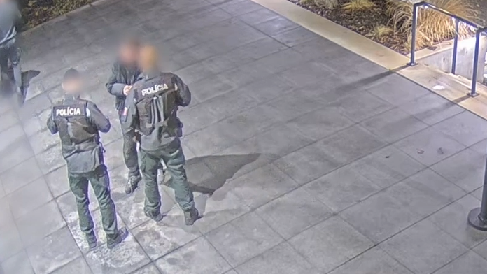 Muž v osudný deň s policajtmi