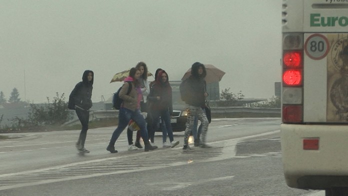 NEBEZPECNA ZASTAVKA_tvnoviny.mp4