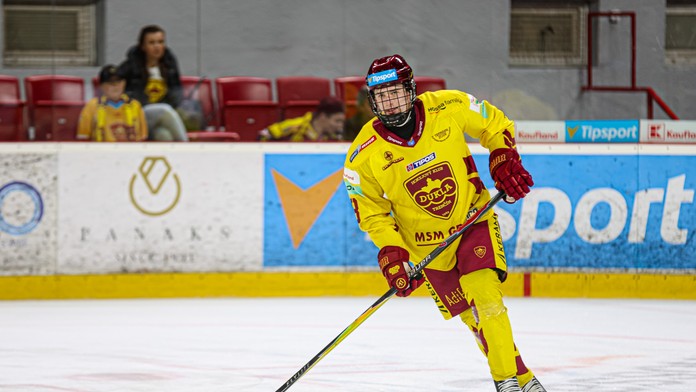 Patrí k hráčom, akých veľa niet. Slovenský talent majú na zozname mnohé tímy NHL (rozhovor)
