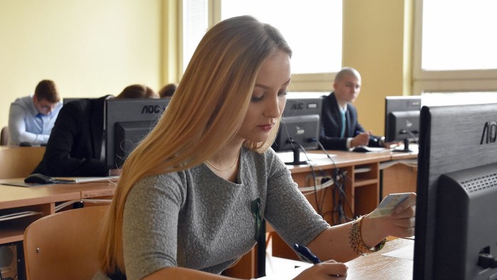 Študent Obchodnej akadémie v Trebišove