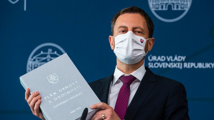 Predseda vlády SR Eduard Heger.