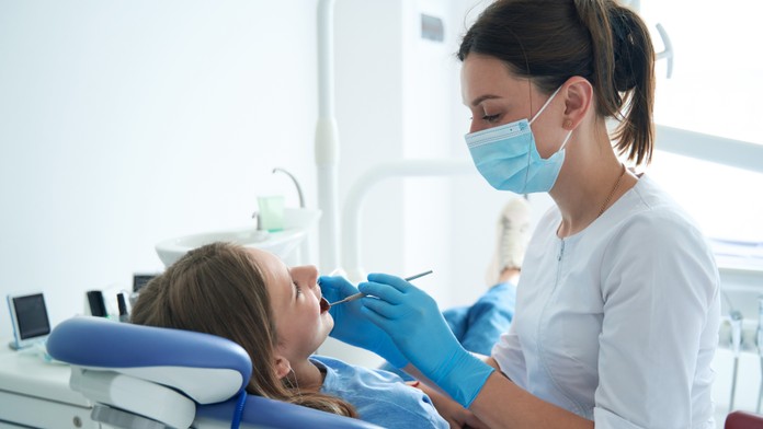 Návšteva zubára. Toto je šesť vecí, ktoré pred ňou bežne robíme, ale nemali by sme