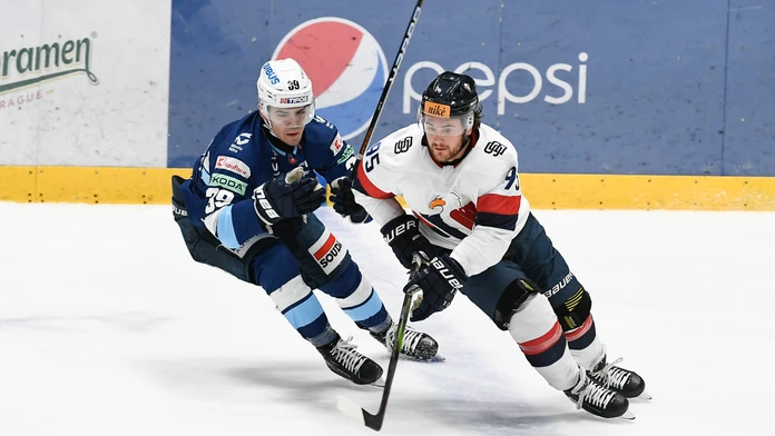  Brendan Randford a vľavo Jakub Lacka