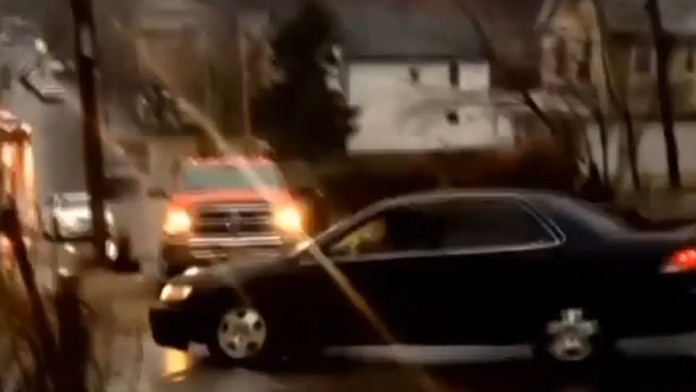 Cesty na severovýchode USA sa zmenili na klzisko.