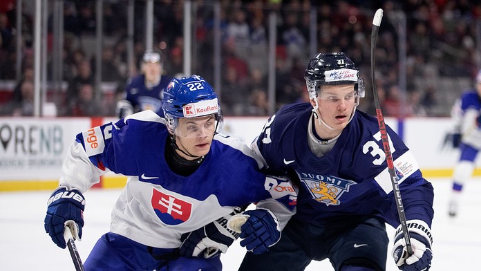 Druhá tretina definitívne zhasla nádeje. Slovenská dvadsiatka na úvod MS podľahla Fínom