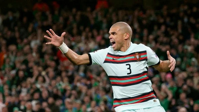 Portugalský futbalista Pepe.