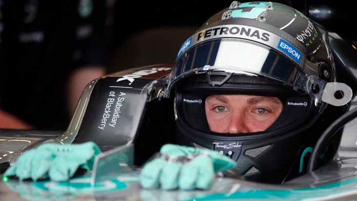 Jazdec tímu Mercedes Nico Rosberg.