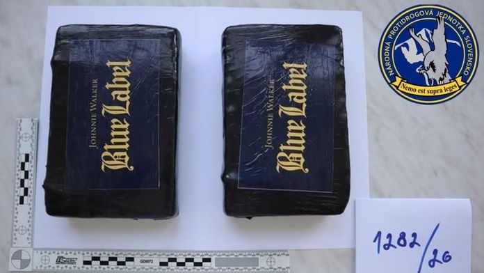 Polícia zaistila takmer tri kilogramy kokaínu. Štyrom mužom hrozí až doživotie