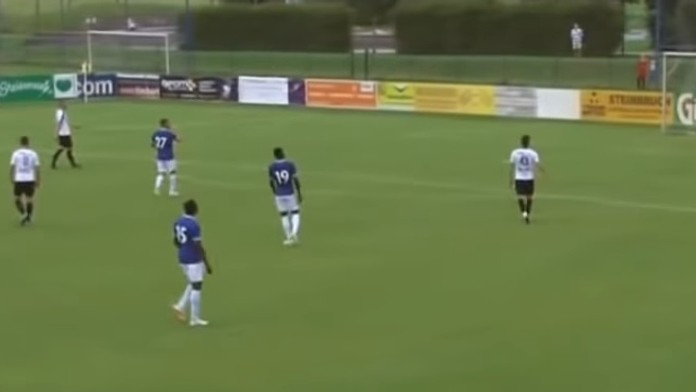 Vlastný gól Irdningu.