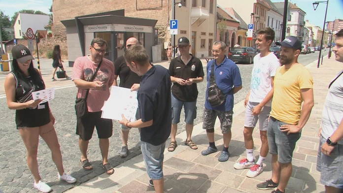 Členovia športových klubov s výzvou.