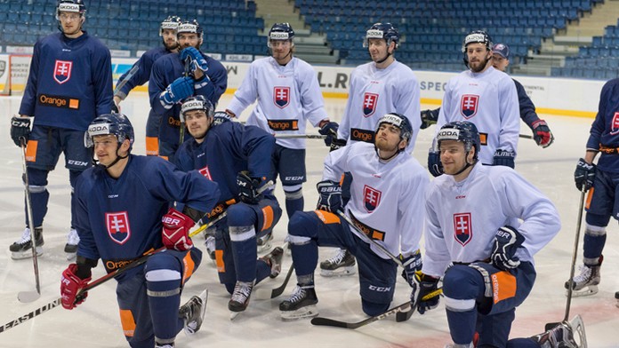 Zľava Libor Hudáček, Peter Čerešňák, Ľubomír Dinda a Andreas Štrauch na reprezentačnom sústredení.