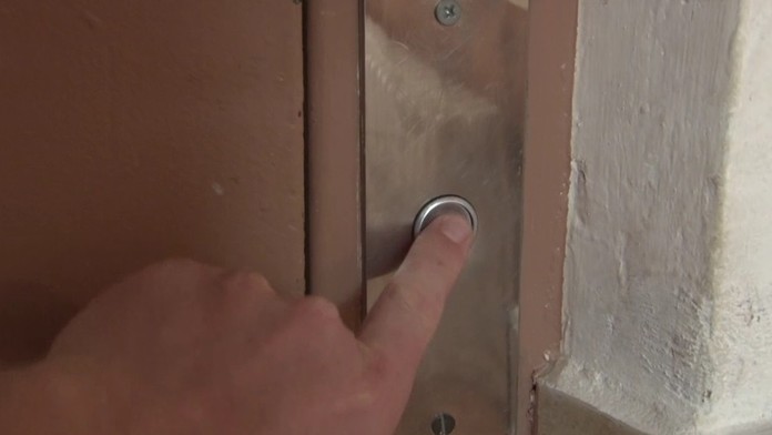 Eden Hazard na trávniku štadióna Santaiago Bernabeu.