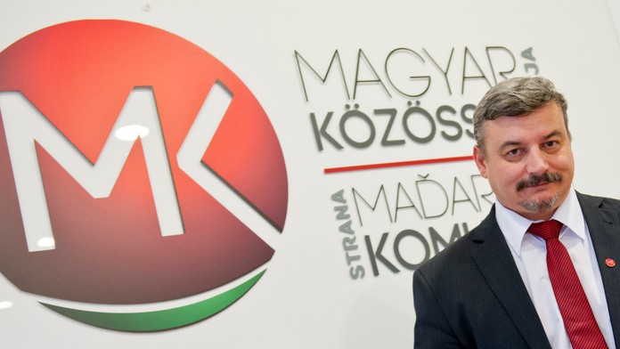 Na snímke predseda strany Strany maďarskej komunity (SMK) József Berényi