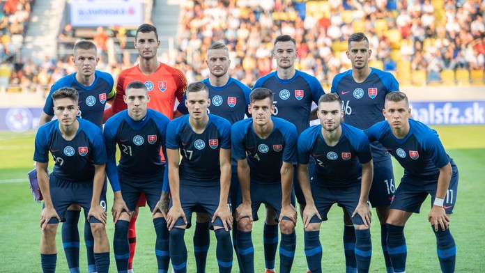 Na snímke základná jedenástka slovenskej futbalovej reprezentácie do 21 rokov.