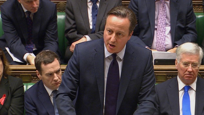 Britský premiér David Cameron presadzoval rozšírenie vojenskej misie na Blízkom východe.