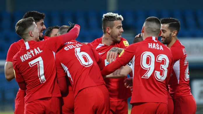 VIDEO: Sereď sa raduje z postupu do skupiny o titul. Rozhodla o tom triumfom v Senici