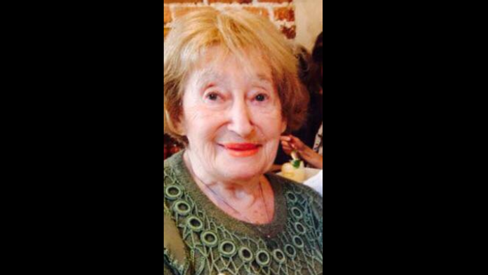 Vrahovia 85-ročnú Mireille Knollovú dobodali a podpálili. 