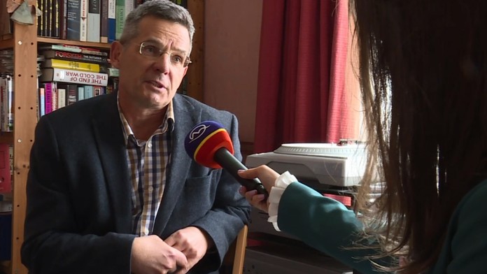 Prečo Briti volia cez týždeň a nie cez víkend? Odpoveď vás dostane