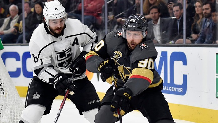 Traja astronauti z ISS bezpečne pristáli v Kazachstane.