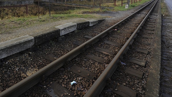 Obrovské nešťastie. Rýchlik zrazil pri Senci jedenásťročného chlapca