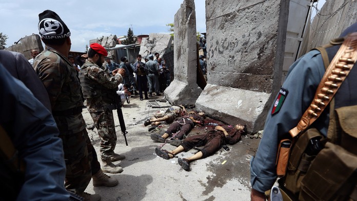 Útočníci prišli pri útoku o život