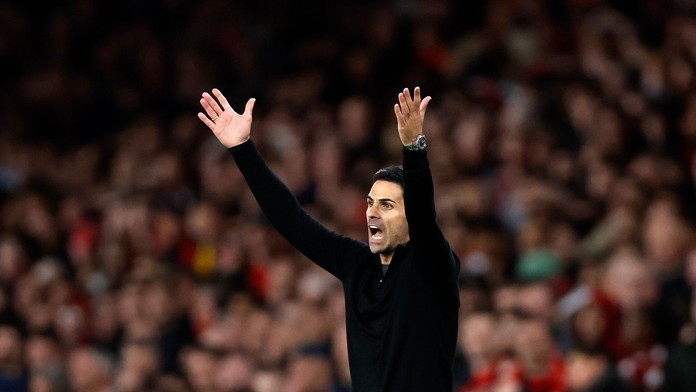 Arsenal v šlágri kola stratil výhru v závere. Arteta neskrýval frustráciu