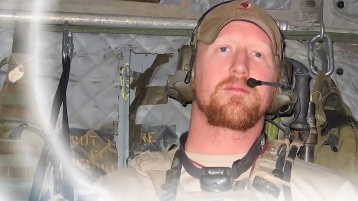 Robert O'Neill mal zastreliť Usámu bin Ládina