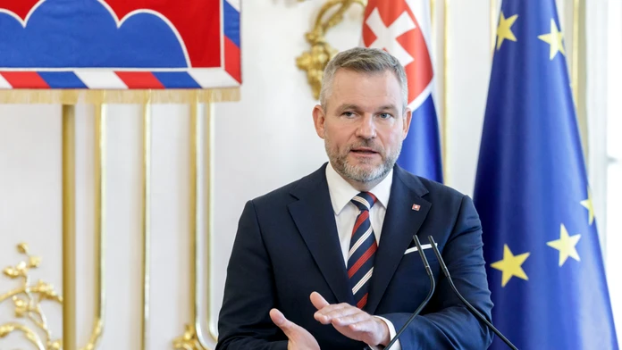 Prezident Pellegrini zverejnil výplatnú pásku. Ukázal, koľko skutočne zarába