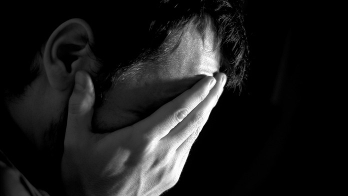 Zúfalý otec - ilustračná foto