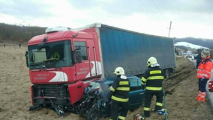 Júlia zašla po radu k mame. Po týchto slovách sa Ľubovi ospravedlnila