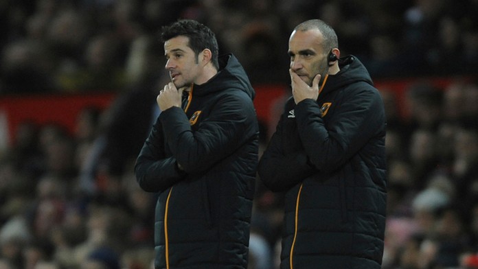 Na archívnej snímke vľavo už extréner Hull City Marco Silva.
