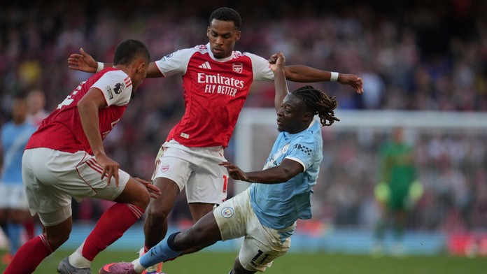 Premier League: Manchester City opäť nedokázal zdolať Arsenal. Deľbu bodov zariadil Martinelli
