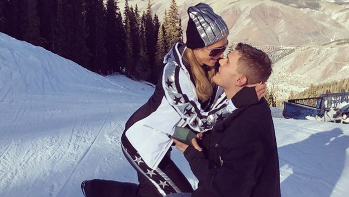 Andrej Babiš a Robert Fico počas kladenia vencov k Pamätníku T. G. Masaryka v Bratislave.