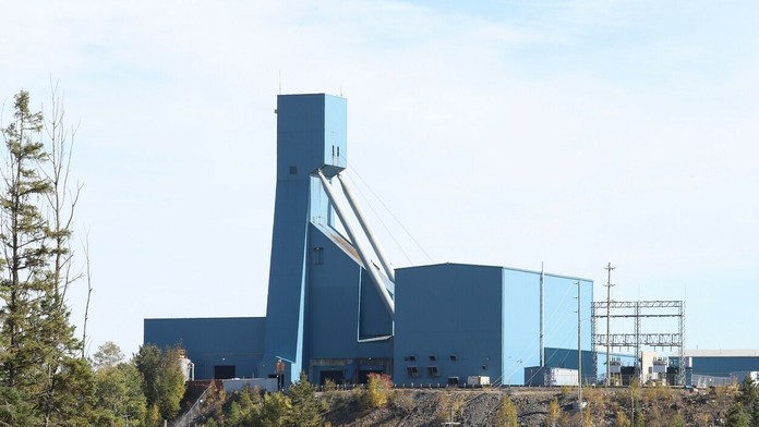 V kanadskej bani uviazlo 39 baníkov