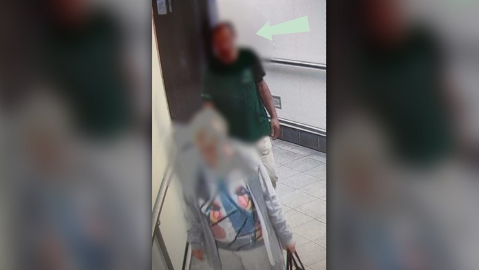 Na snímke Karol, ktorý prenasledoval a obťažoval seniorku v Bratislave.