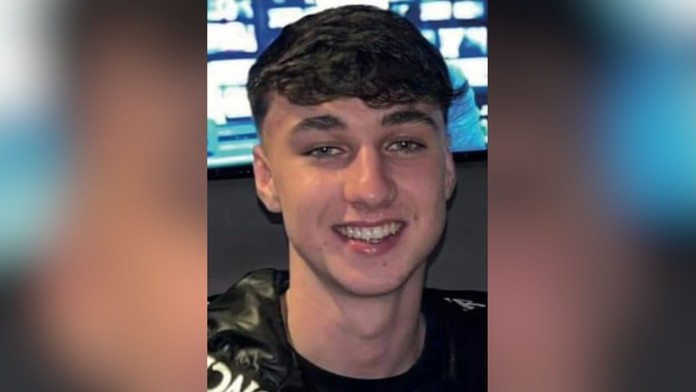 Jay Slater je nezvestný už piaty deň