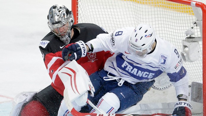 Kanada sa vytrápila s Francúzskom