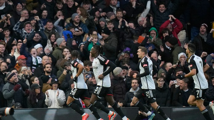 Arsenal prekvapujúco prehral. Tottenham sa v závere roka tešil z výhry