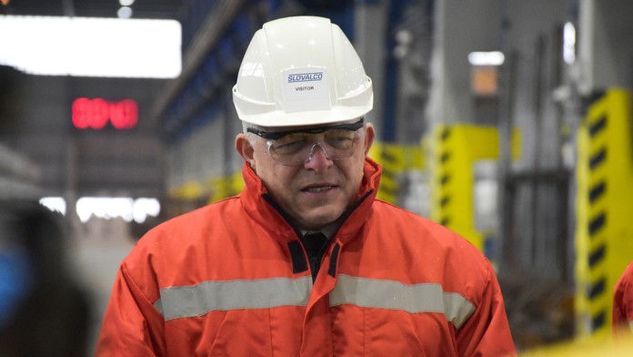 Fico poslal tvrdý odkaz Zelenskému. Ak do pondelka nepustíte ropu, zastavíme vám elektrinu