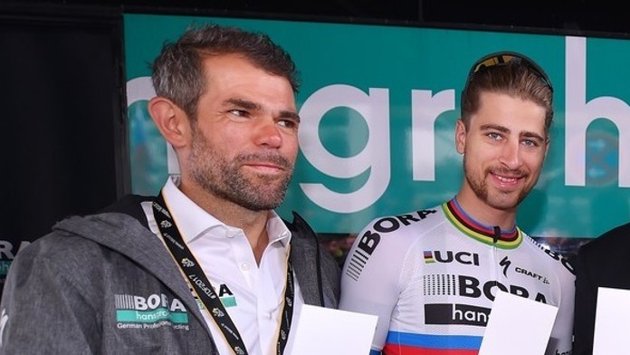 Šéf tímu Bora-Hansgrohe Ralph Denk a Peter Sagan.