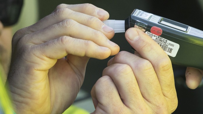 Nerešpektoval „stopku“, ohrozil policajtov. Dychová skúška u vodiča na východe Slovenska odhalila šokujúcu hodnotu