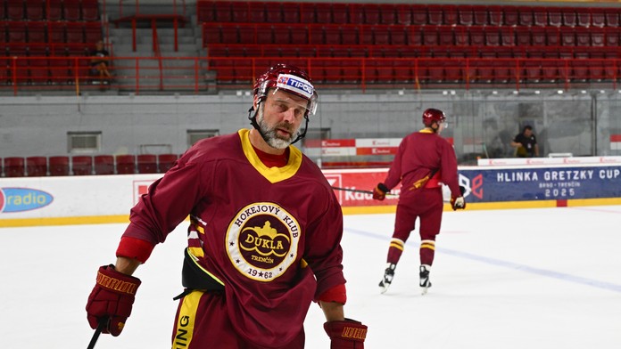 Tradičná hokejová bašta bojuje o zotrvanie medzi elitou. Štartuje baráž v špeciálnom systéme