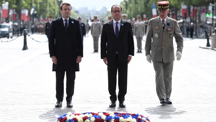Emmanuel Macron a Francois Hollande.