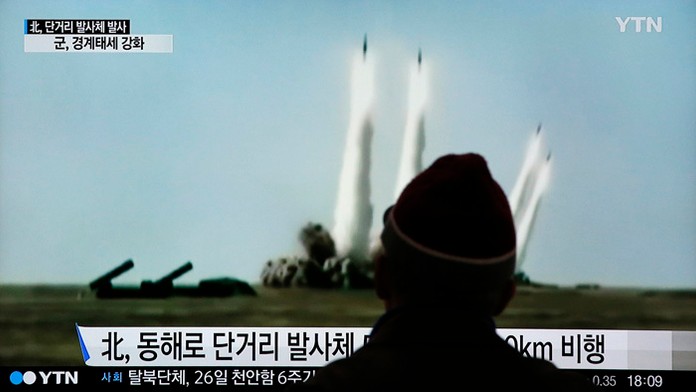 KĽDR odpálila niekoľko rakiet krátkeho doletu.